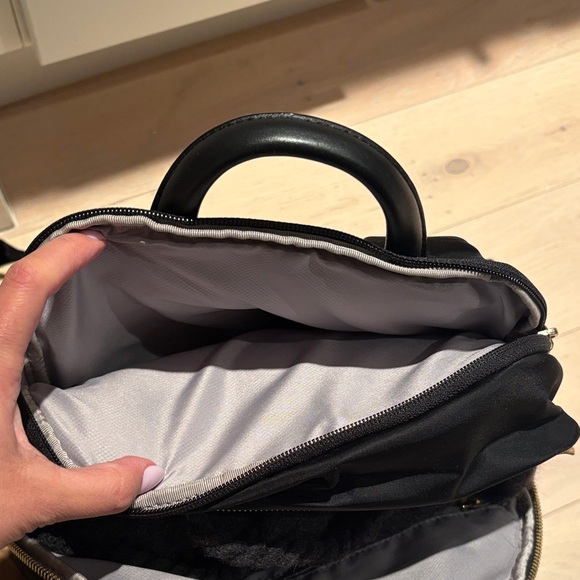 TUMI - Voyageur Carson Laptop Backpack - Women - Black - Picture 4 of 16